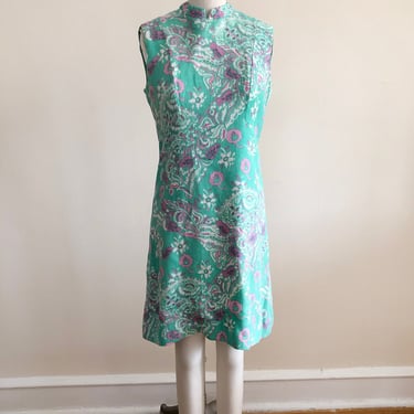 Sleeveless Mint Green and Pink/Lavender Paisley Print Shift Dress - 1960s 