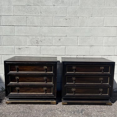 Pair of Vintage Nightstands American of Martinsville Bedside Tables Wood Chinese Chippendale Gentlemen's Furniture Cabinet Bedroom Storage 