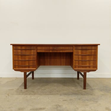 Vintage Danish Mid Century Modern Teak Desk 