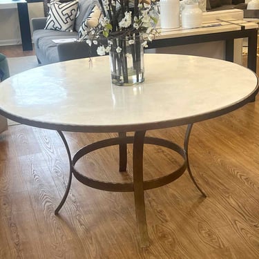 Serena & Lily 'St. Germain' Dining Table