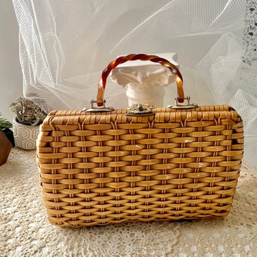 Vintage Basket Purse, Lucite Handle, Pin Up Style, 50s 60s Rattan Handbag, Made in Hong Kong 