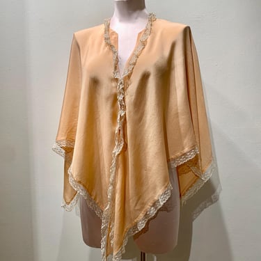 1920's Bed Jacket - Peach Colored Silk - Fine Lace Trim - Fabric Covered Snap Closures - Size Medium 