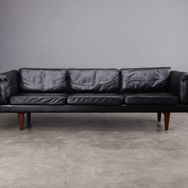 Illum Wikkelsø V11 Black Leather Sofa Couch Mid-Century Danish Modern 