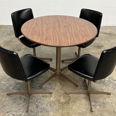 Brody Mid-Century Modern Dining Table With 4-Swivel Chairs 