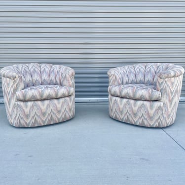 Mid Century Swivel Lounge Chairs Styled After Milo Baughman, Pair 