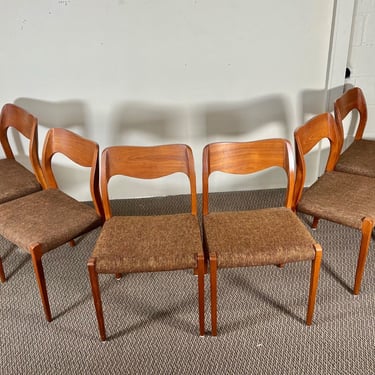 Set Of Six Danish Modern Teak Dining Chairs By Niels Moller Model 71 