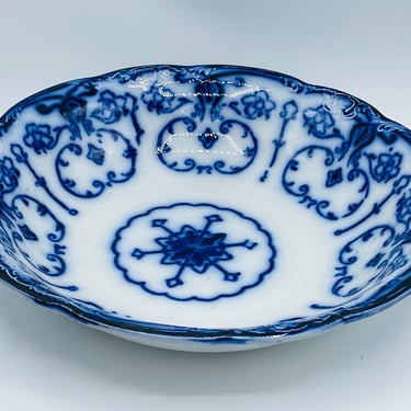 Antique Flow Blue New Wharf Pottery 9” Round Vegetable Bowl Conway Pattern- Great Condition 