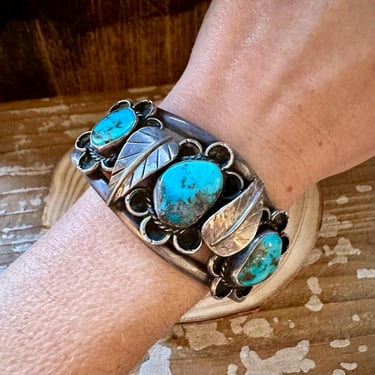 APPLIQUE FLOWER CUFF Navajo Turquoise Sterling Silver Cuff 54g | Native American Bracelet | Turquoise Jewelry | Split band | Overlay Design 