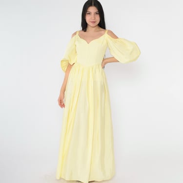 80s Taffeta Prom Gown Off Shoulder Dress Vintage Yellow Scalloped Sweetheart Neckline Fit and Flare Basque Waist Formal 1980s Extra Small xs 