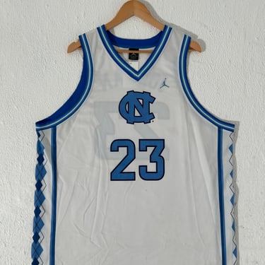 UNC Jordan Jersey Sz. 2XL DEPT1