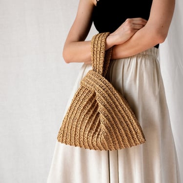 Raffia Knot Bag in Tan, Crochet Raffia Handbag, Summer Wrist Bag, Minimal Straw Bag, Handcrafted Pouch Purse — The Raffia Knot Bag 