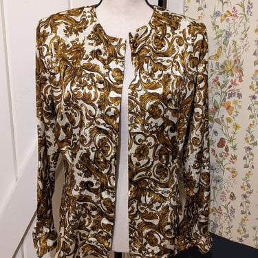 Vintage Cream and Gold Damask Print Button Up Blouse 