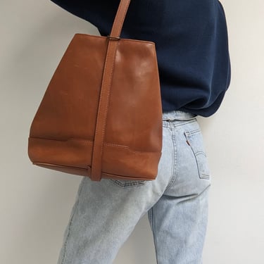 Amazing Vintage Cognac Leather Sling Bag