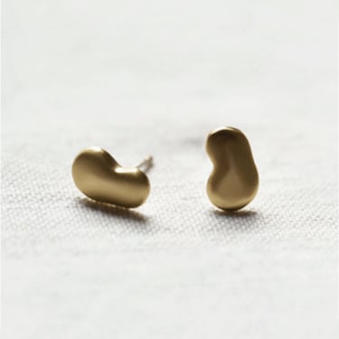 8.6.4 - Bean Earrings - Brass