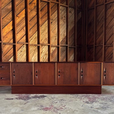 John Nyquist Handcrafted Louro Preto Credenza, California, 1971
