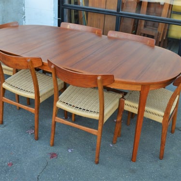 Hot Teak Oval 1 Leaf Dining Table w/ Curved Skirt &#038; Tapering Legs