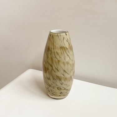 Artichoke Curved Blown Glass Vase