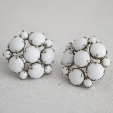 1950s/60s Milk Glass Screw Back Earrings 