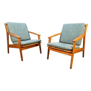 Pair of Vintage Danish Mid Century Modern Oak Lounge Chairs Model "J55" by Poul Volther 