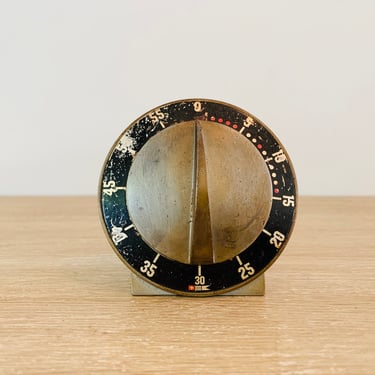 1970年代　スイス　Bengt Ek Designの金属のキッチンタイマー Vintage Bengt Ek Design 60 Minute Kitchen Timer Made | Delve