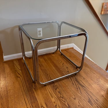 Vintage chrome side table with glass top 1970’s 
