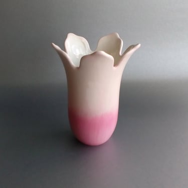 TELEFLORA GIFT ceramic vase Variegated pink tulip shape planter 