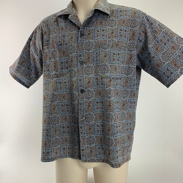 1960's Printed Shirt - All Cotton - Sears Label - Interesting Blue & Rusty Red Small Patterned Print - Patch Pockets - Men's Size Large 