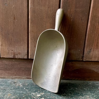 Large 14" Cast Aluminum Scoop #3 Vintage Mid-Century 