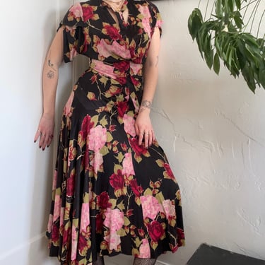 1940s FANYA Floral Rayon Jersey Dress with Keyholes and Butterfly Sleeves size Medium 