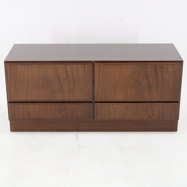 1960s Omann Jun Chest of Drawers ,Denmark / Mid-century / Vintage Furniture / Brown Interier / 