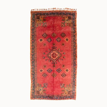 Vintage Moroccan Taznakht Rug | 4'10&quot; x 9'5&quot;