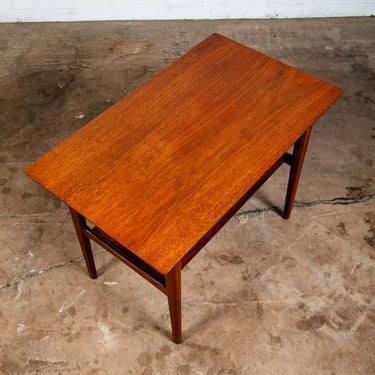 Mid Century Modern End Table Side Nightstand Walnut Vintage Denmark Danish Mcm