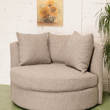 Bianca Swivel Chair in Goodwin Latte