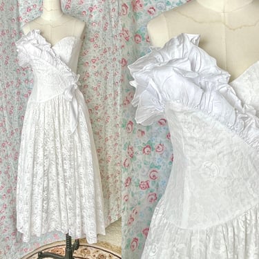 White Lace Dress, Strapless, Ruffles, Pouf, Crinoline, Vintage 80s Party, Prom, Wedding 