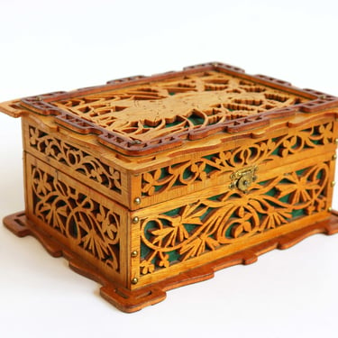 Homemade Black Forest Openwork Carved Wooden Jewelry Box 1950s Wood Storage Box Jugendstil Style Jigsawn Box Green Velvet Flower Details 