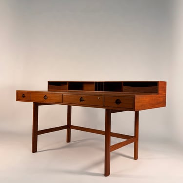 Peter Lovig Partners Desk (flip top)