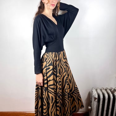 Vintage 80s Maxi Jersey Black Knit Dress / Woven Tiger Print Skirt Dolman Sleeves 1980s 1990s 90s Black Knit Jersey / Long Skirt Boho Hippie 