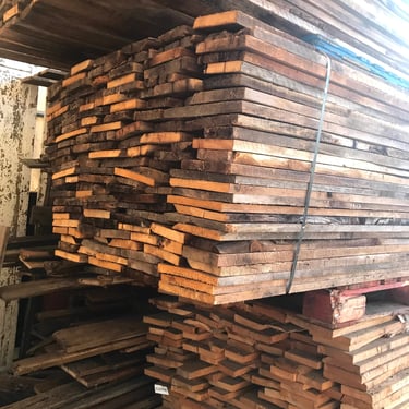 Reclaimed Barn Wood Boards, 32 boards at 5-6 wide and 75 long 