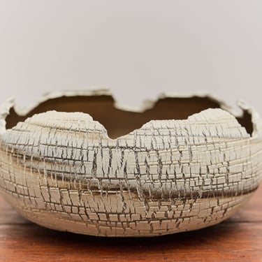 Alex Roby Ivory Marbled Form