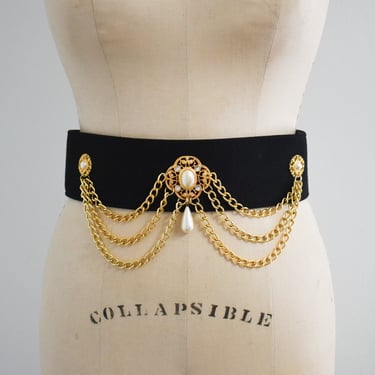 1980s/90s Tadashi Faux Pearl and Chain Belt 