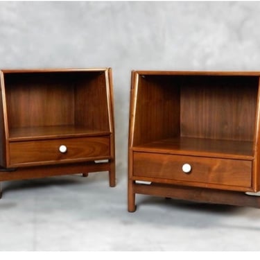 Pr Drexel Declaration Kipp Stewart Walnu Mid Century Modern Nightstands 