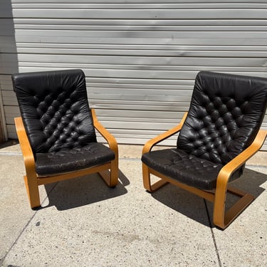 Pair of Original Vintage POEM Chairs in Tufted Brown Leather by Noboru Nakamura for IKEA 