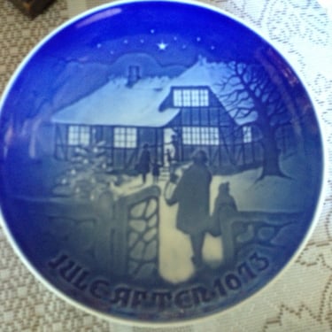 Vintage 1973  Limited Edition  Bing & Grondahl B G Christmas Collector Plate 