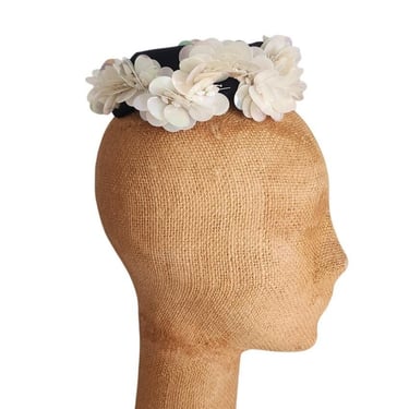 Vintage 50s Bes-Ben Hat Black w/White Platic Flowers Fascinator 