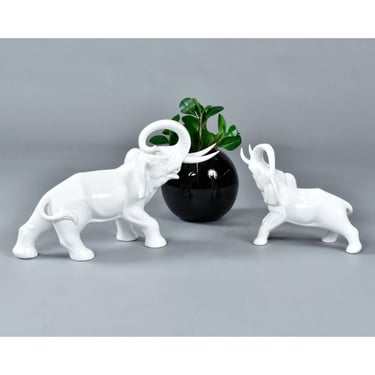 Pair of Vintage White Ceramic Elephant Figurines by Pereiras of Portugal 