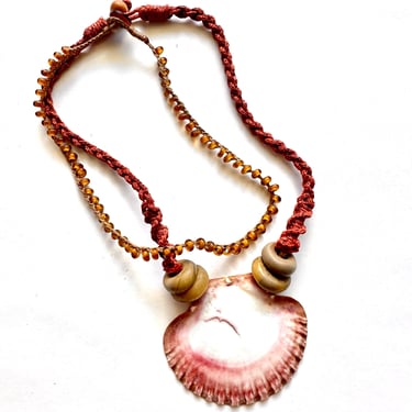 Vintage Beach Surfer Seashell Necklace Boho Large Shell Choker Hippie Beachy Hawaiian Accessory 