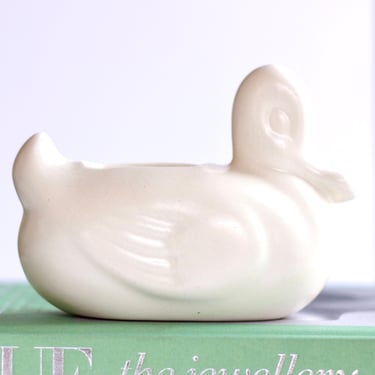 Mid Century Ceramic Crackle Glaze Duck Keepsake Holder - Baby Shower Gift - Nursery Decor - Haeger Pottery 