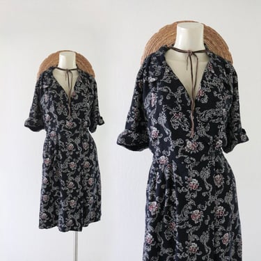 dark floral wrap romper - m - vintage 90s y2k black botanical shorts cute skort jumpsuit shortcut size medium womens cottage 