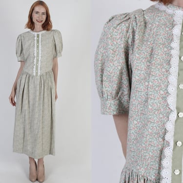 Charming Sage Green Pilgrim Style Dress Americana Inspired Homespun Farm Life Chore Work Maxi Dress 
