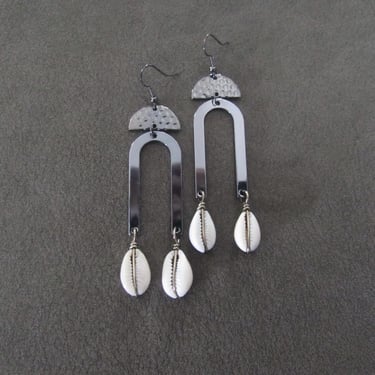 Modern gunmetal cowrie shell earrings 226 